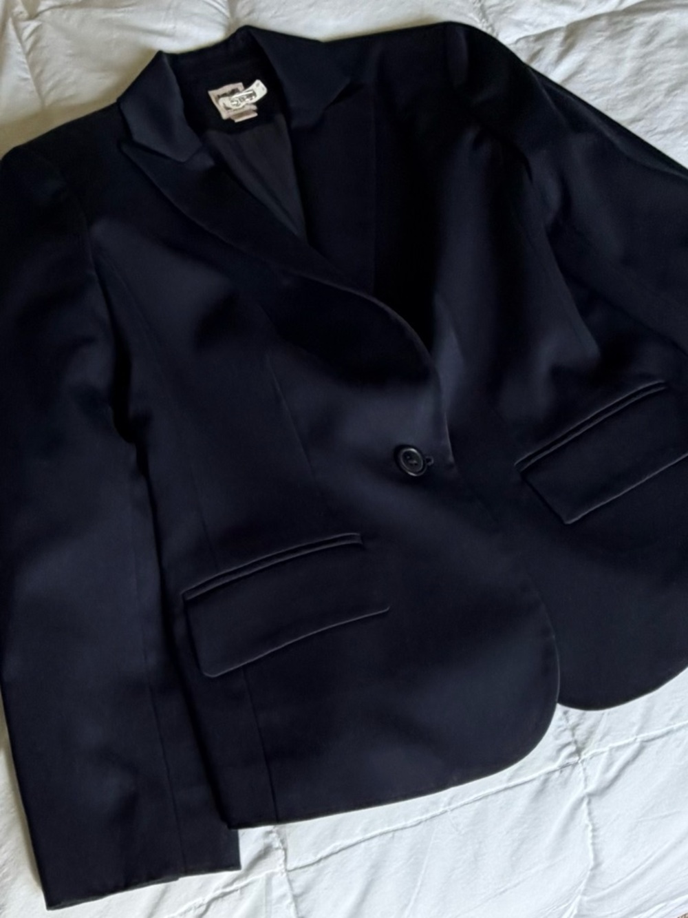 Women”s Blue Single-Button Suit - Picture 4 of 9